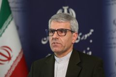 بقایی: به ضرب‌الاجل‌ها توجهی نداریم