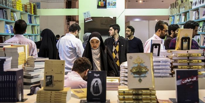 اعلام شرایط ثبت‌نام اولیه ناشران و کتابفروشان برای بهره‌مندی از تعرفه‌های فرهنگی