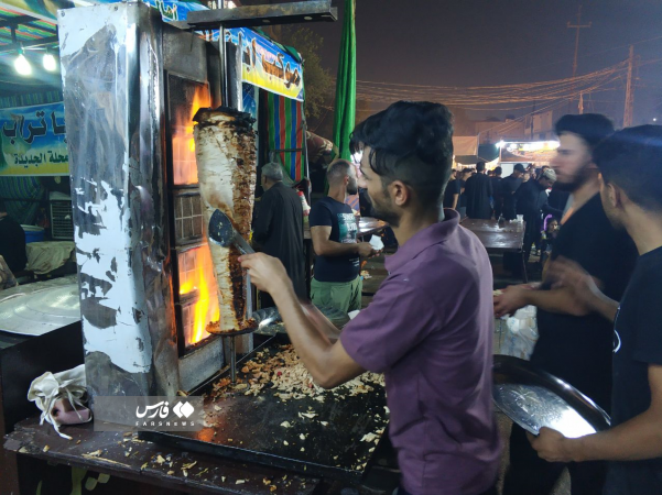 پذیرایی جانانه عراقی‌ها از زائران ایرانی/ کمبودی در مسیر پیاده‌روی اربعین نیست+تصاویر