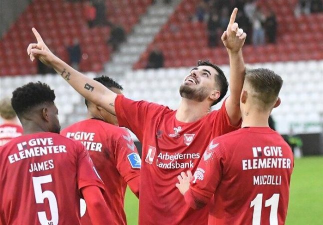 از توافق عزت‌اللهی با پرسپولیس تا بازگشت استقلالی‌های سابق