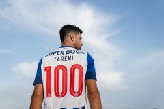 پیراهن شماره ۱۰۰ بر تن طارمی و پیام پرتغالی پسر خلیج فارس