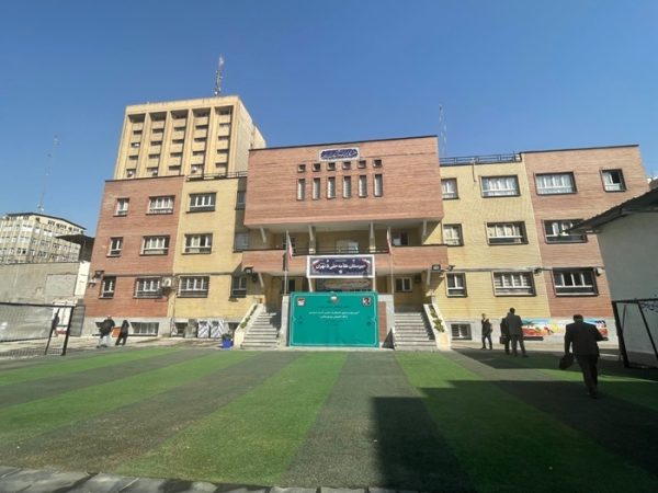 بهره‌برداری همزمان از ۱۲۷۲ مدرسه آسیب‌دیده در جنگ با حضور وزیر آموزش و پرورش