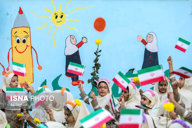 آغاز سال تحصیلی ۱۶ میلیون و ۷۰۰ هزار دانش‌آموز / همشاگردی سلام …