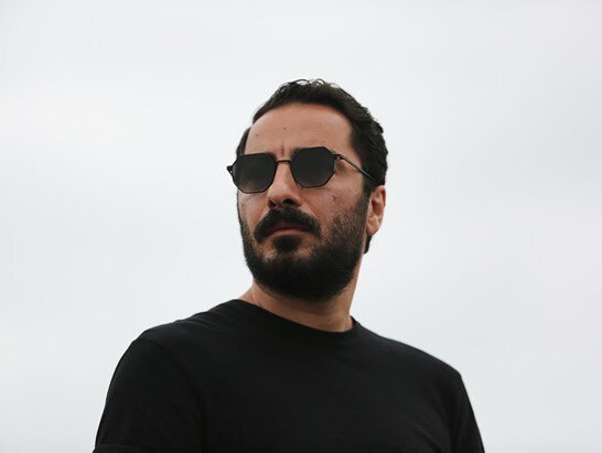 ماجرای بازیگری که در تئاترشهر منتظر نوید محمدزاده است