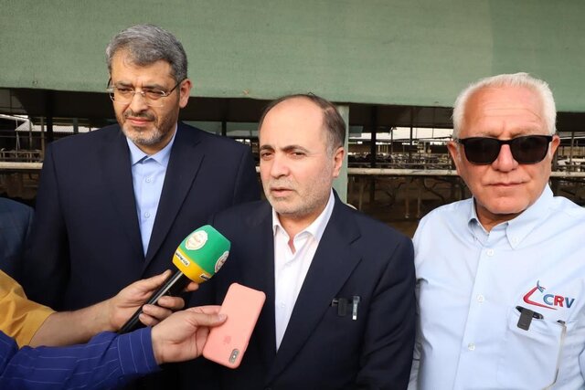 وزیر جهاد کشاورزی: صنعت دامداری ایران در میان ۵ کشور برتر دنیا قرار دارد