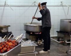 جذب و به‌کارگیری اتباع غیرمجاز در رستوران‌ها و داروخانه‌ها ممنوع!