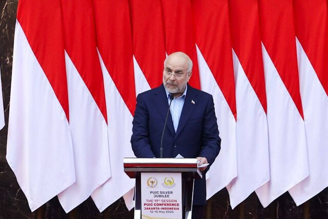 قالیباف: ترامپ در توهم است/ اهل تسلیم نیستیم