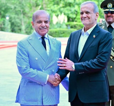 سفر پزشکیان به اسلام‌آباد؛ تقویت روابط برادرانه میان ایران و پاکستان