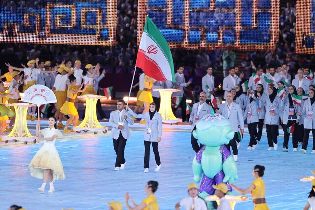 ۱۶ پرچمدار ایران در ادوار بازی‌های آسیایی/ از موحد و سوخته‌سرایی تا علی‌ دایی