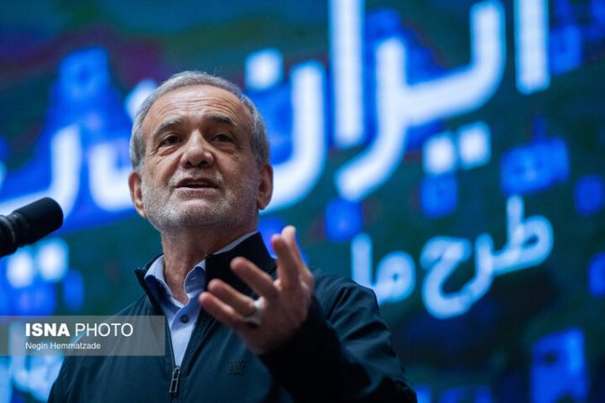 پزشکیان خطاب به دانش‌آموزان: به هر جایی که باور داشته باشید می‌رسید