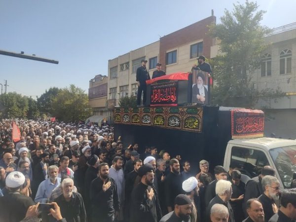 مراسم تشییع پیکر مطهر آیت‌الله العظمی شبیری زنجانی در قم آغاز شد 