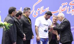 احمد میرزاپور، پهلوان سال ۱۴۰۱ شد