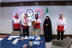 در حاشیه پنجاه و دومین نشست هیئت اجرایی از ریحانه مبینی تقدیر شد