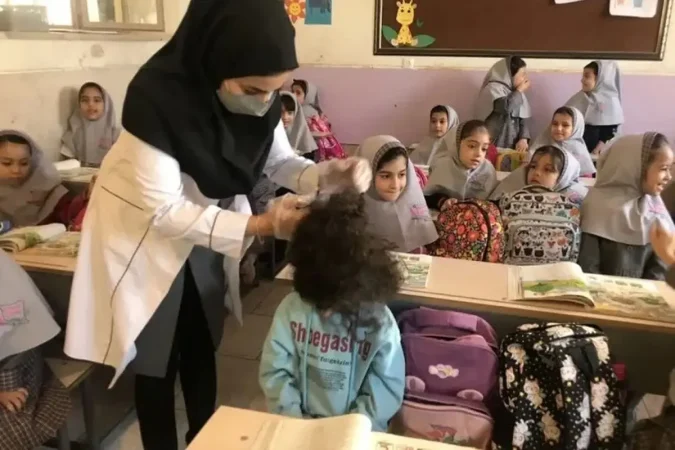 ثبت ۳۵۵ هزار مورد ابتلا به شپش سر در کشور؛ ۷۸ درصد مبتلایان دانش‌آموز بودند